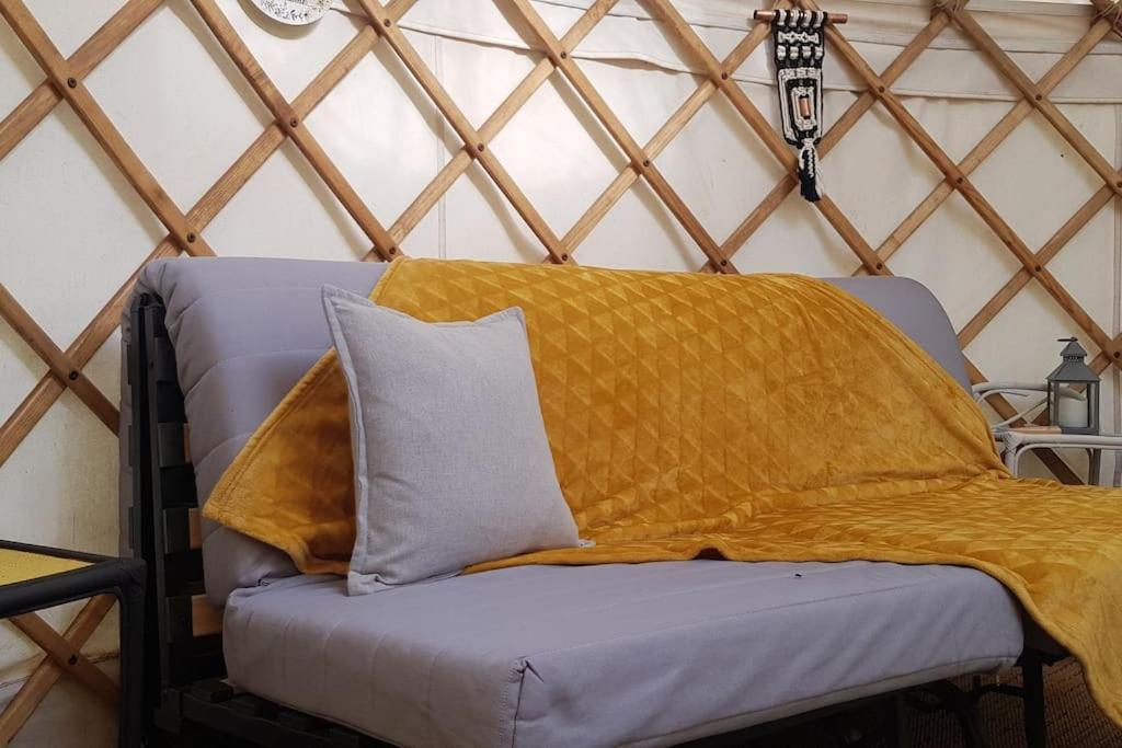 Bronfelen Yurt Hotel Cynghordy Kültér fotó